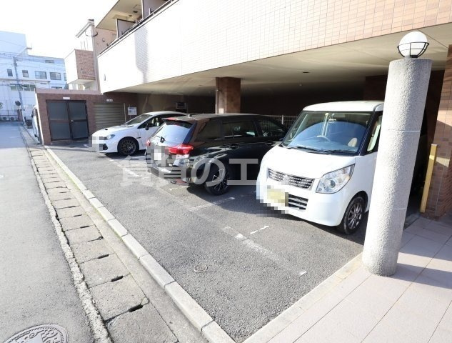 【駐車場】 | 竹下駅前ＥＮハイツ | 竹下駅前ＥＮハイツの駐車場