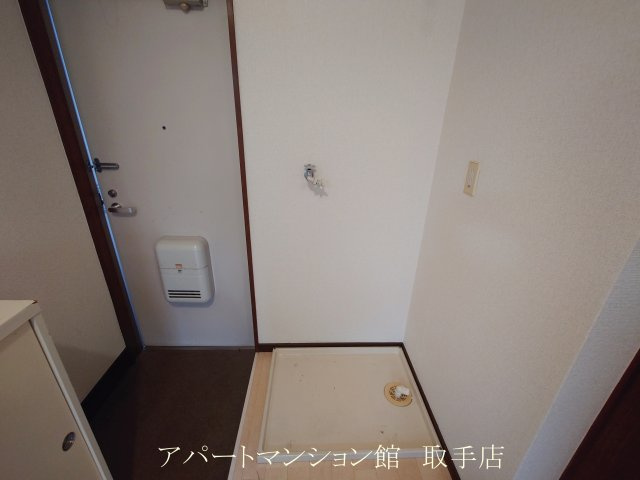 オレンジ館の玄関