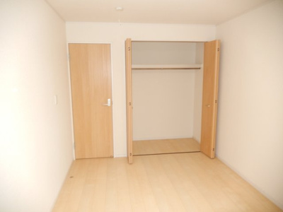 【寝室】 | ラ・ファミーユ富田茂福