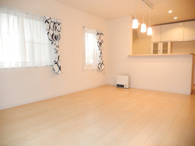 【居間・リビング】 | ラ・ファミーユ富田茂福