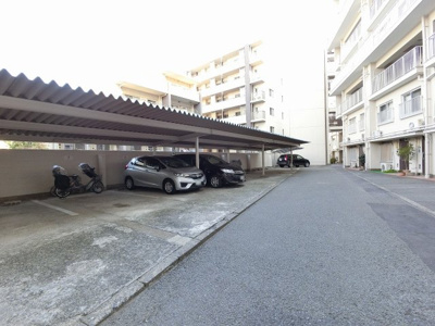 【駐車場】 | 雪ヶ谷ハイム | 平置き駐車場