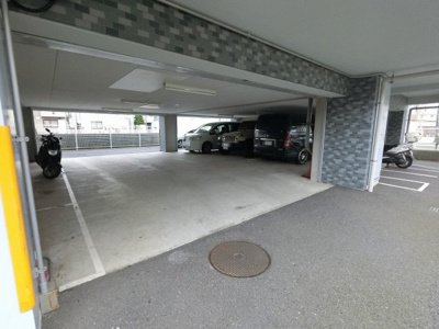 【駐車場】 | 金沢文庫三和プラザⅣ | 平置き駐車場。