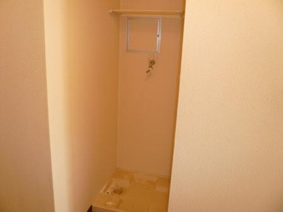 【設備】 | ピエタテール上沢 | 洗濯機置き場