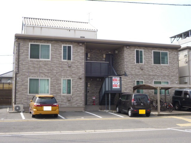 ゴールドパークＡの外観