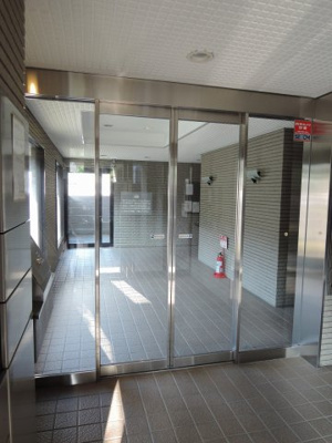 【その他共用部分】 | ライオンズマンション港北ニュータウン | 防犯面でも安心のオートロック付。