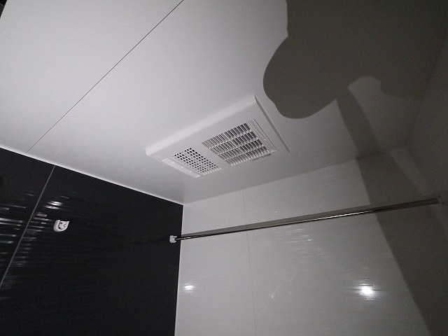 グリュックメゾン西大寺の設備|浴室乾燥付き