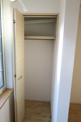 【収納】 | レ・セーナⅠ | 南側の収納