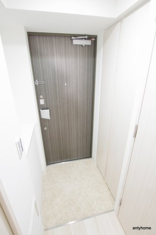 シャルマンパレ淡路　仲介手数料無料の玄関