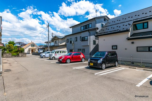 ドルチェの駐車場|駐車場　2台目もあります。