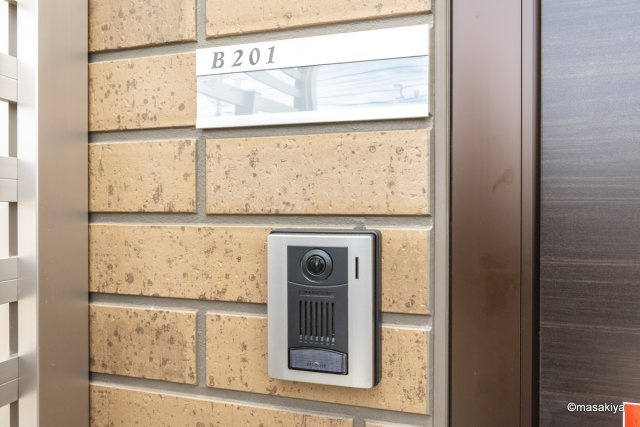 ルミエール　Bのエントランス