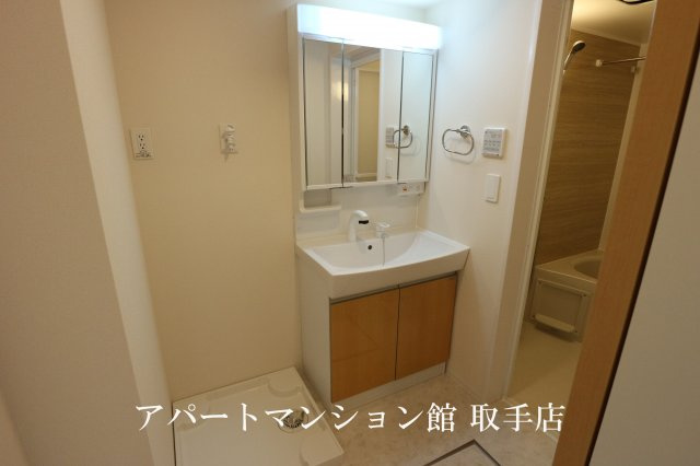 ハッピークローバーⅡの独立洗面台