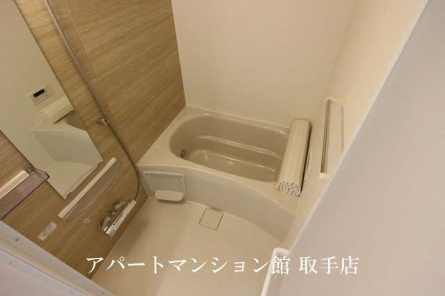 ハッピークローバーⅡの浴室