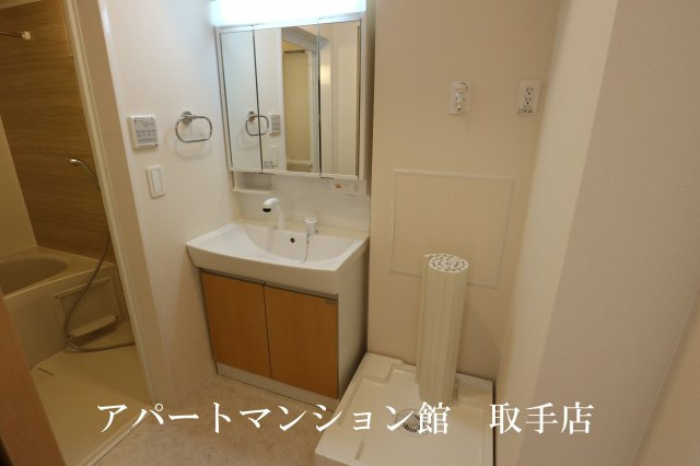 ハッピークローバーⅡの独立洗面台