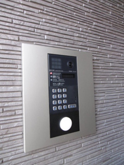 【エントランス】 | オートロック完備