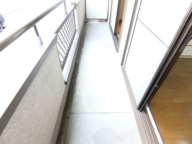 リバーサイドマンションのバルコニー