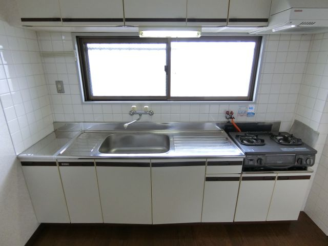 リバーサイドマンションのキッチン