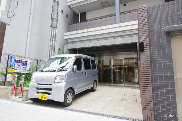 フォーリアライズ本町レクス　仲介手数料無料のエントランス