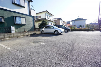 【駐車場】