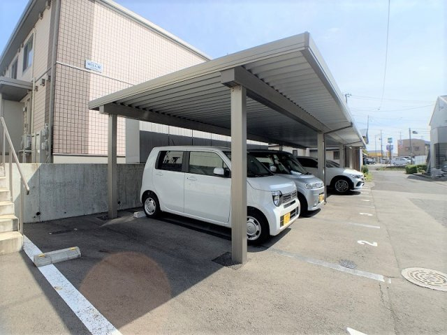 WILL桜の駐車場