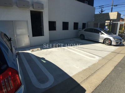 【駐車場】 | グランチェスタ | カースペースがあります