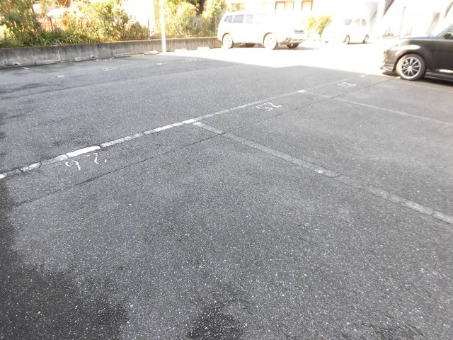 GRACE大井Ⅰの駐車場