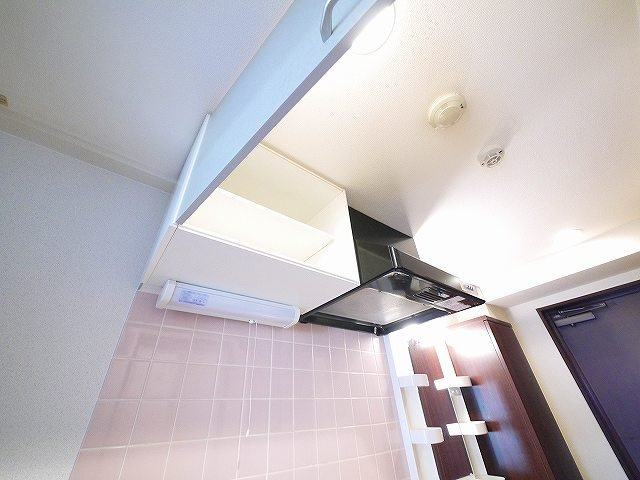 万葉Ⅰ（マンション万葉Ⅰ）のキッチン|キッチンでお料理をお楽しみください