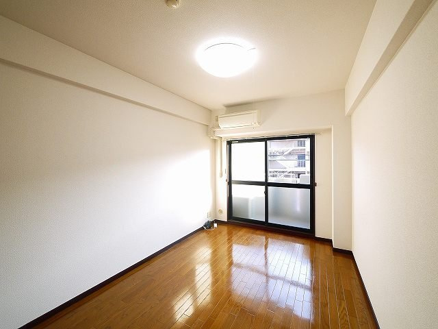 万葉Ⅰ（マンション万葉Ⅰ）の寝室|ゆとりの広さです