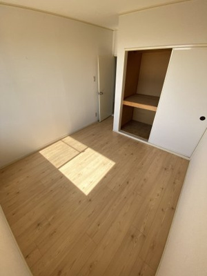 【洋室】 | リバーサイド清川 | 洋室5帖