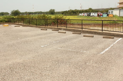 【駐車場】 | リバーサイド清川