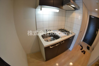 【キッチン】 | エスリード谷町六丁目 | コンパクトなキッチンで掃除もラクラク