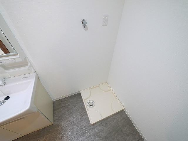 グリュックメゾン西大寺の設備|室内洗濯機置き場
