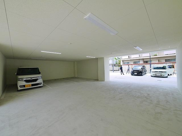 グリュックメゾン西大寺の駐車場|駐車場です