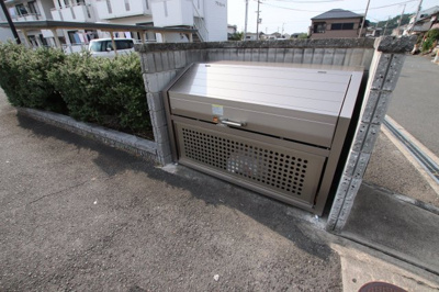 【その他共用部分】 | ブランミュール | 敷地内ゴミ捨場