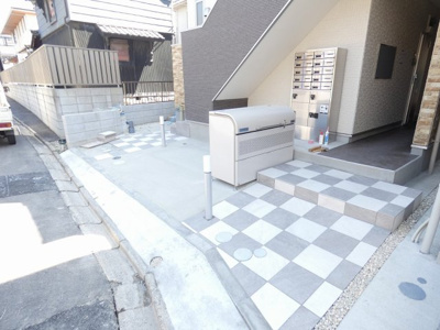 【駐車場】 | ベルクレスト本陣