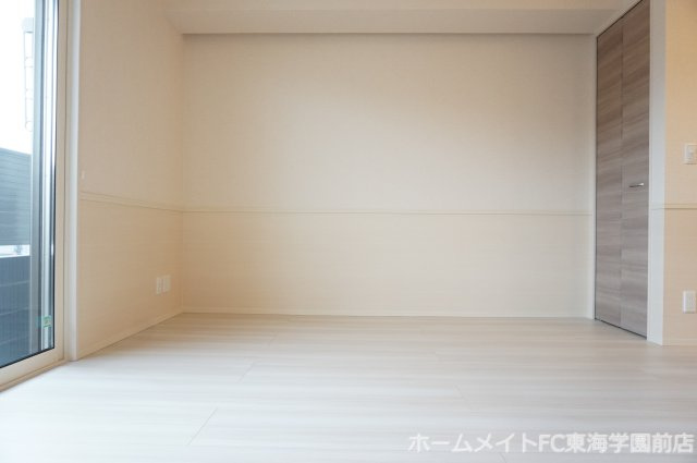 アンファン　ウルーの洋室