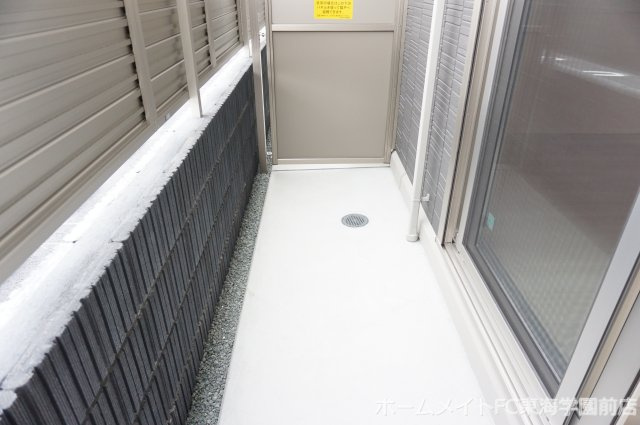 アンファン　ウルーのバルコニー