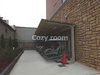 【その他共用部分】 | プレジオ江坂Ⅱ | 駐輪場です。