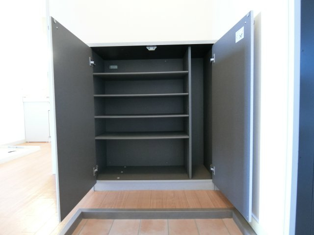 ラシェットエムザC棟の収納