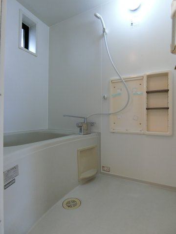 ラシェットエムザC棟の浴室