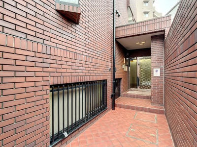 【エントランス】 | ジョージパーク布袋堂