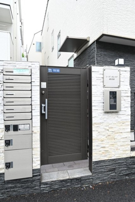 【エントランス】 | シーズ・ガレリア南青山