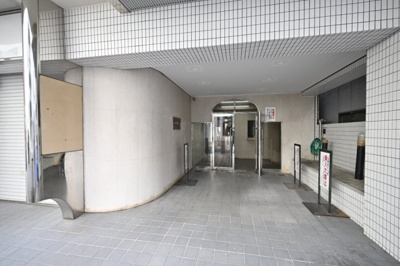 【エントランス】 | ハイネスベルグレイス川崎