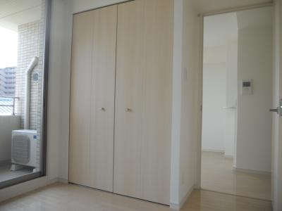 カスタリア壬生の内装|洋室・収納