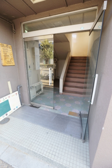 【エントランス】 | 新和ビル