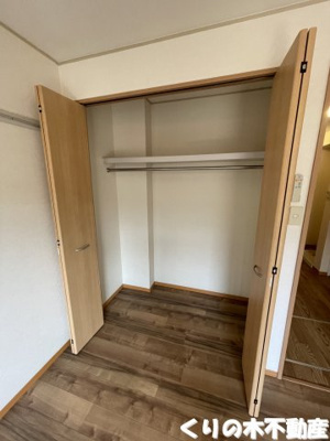 【収納】 | セジュール上ノ山　A棟  | 大きなスペースがあり、収納には困りません