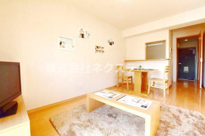 【居間・リビング】 | エバーグリーン | 家具家電は付きません