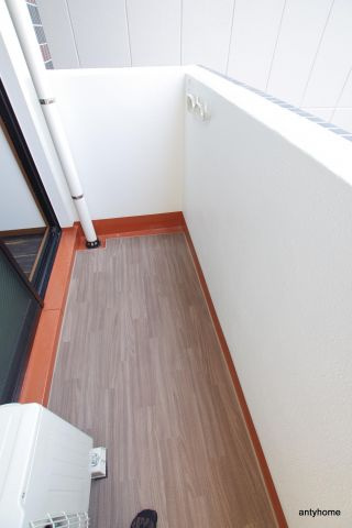 ウインズコート西梅田2　仲介手数料無料のバルコニー