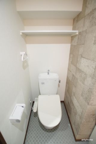 ウインズコート西梅田2　仲介手数料無料のトイレ