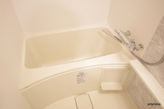 エスリード大阪城テラス　仲介手数料無料の浴室