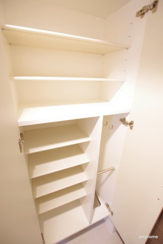 エスリード大阪城テラス　仲介手数料無料の収納